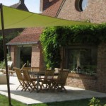 Hissez les voiles d&rsquo;ombrage, une alternative tendance au parasol !